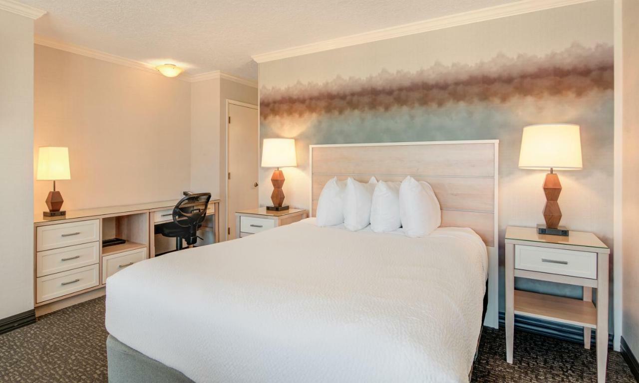 Hallmark In Cannon Hotel 3*
